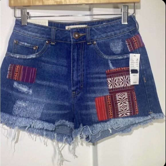 PacSun BULLHEAD Denim Co. Distressed Boho Patchwork Denim Mom Shorts - Picture 1 of 7
